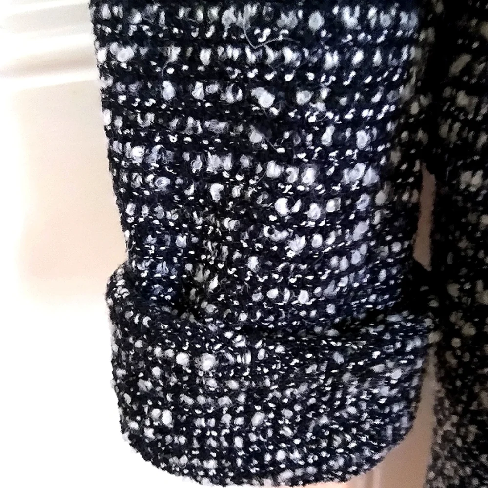 EXQUISITE ESCADA WOOL COTTON BLEND BLACK WHITE TWEED BOUCLE LACE SKIRT SUIT 10/8 - Picture 4 of 10